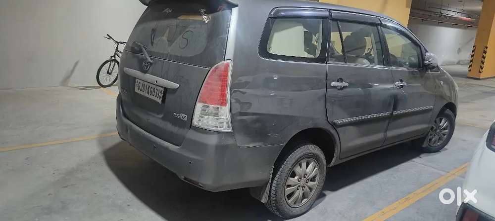 Toyota Innova 2.0 G1 2011