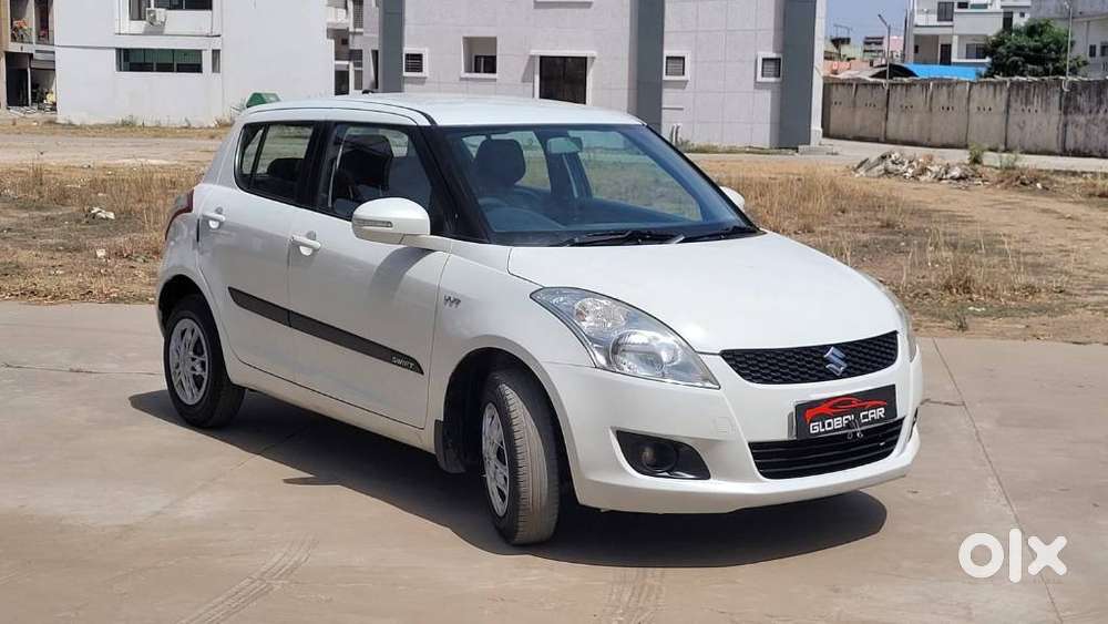 Maruti Suzuki Swift Vxi + Manual, 2013, Petrol