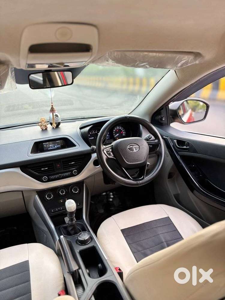 Tata Nexon 1.2 Revotron Xm (s), 2018, Petrol
