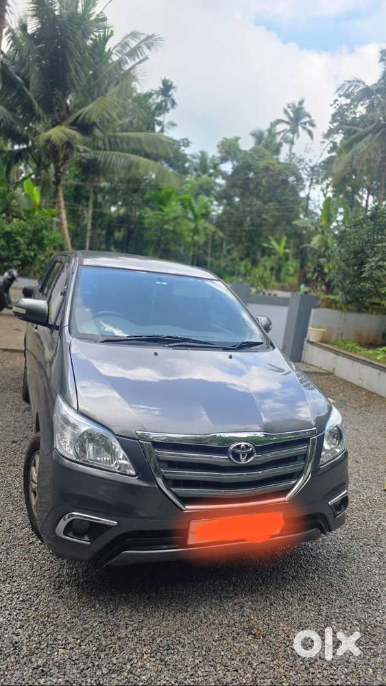 Toyota Innova 2010  2.5 V
