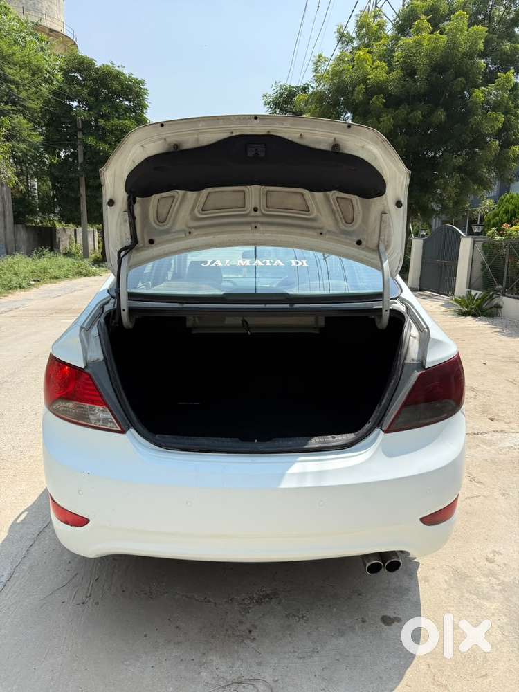 Hyundai Verna 1.6 Crdi, 2011, Diesel