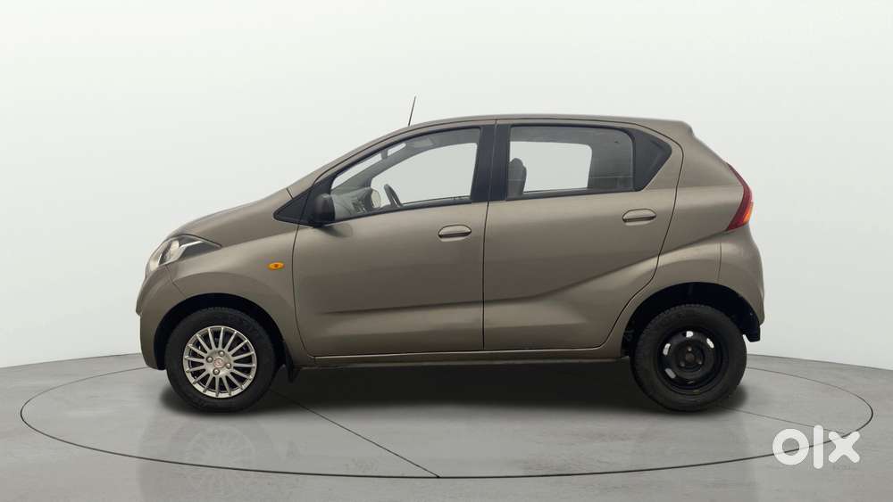 Datsun Redigo T Option, 2016, Petrol