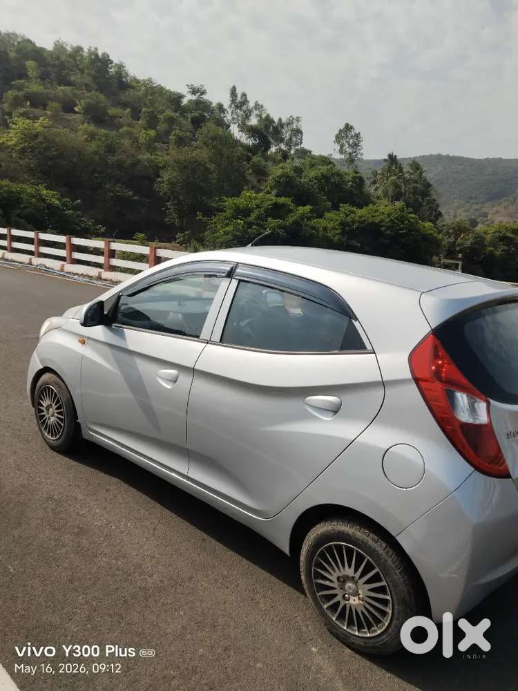 Hyundai Eon 2012 Petrol Well Maintained