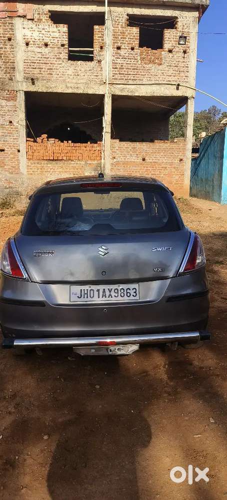 Maruti Suzuki Swift 2013 Petrol 140000 Km Driven