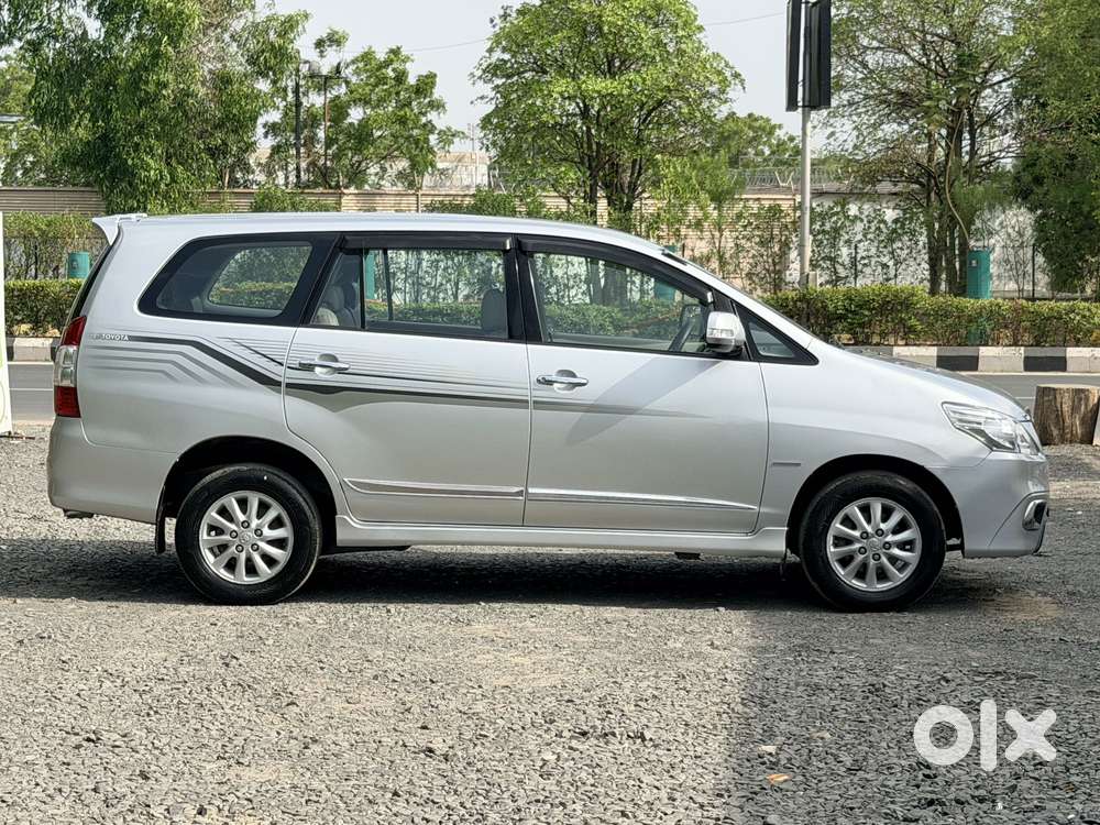 Toyota Innova 2.5 V 8 Str, 2014, Diesel