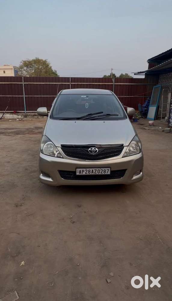 Toyota Innova 2009 Diesel Well Maintained