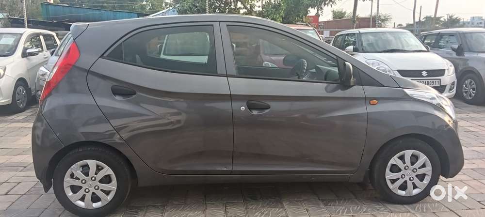 Hyundai Eon Magna +, 2018, Petrol