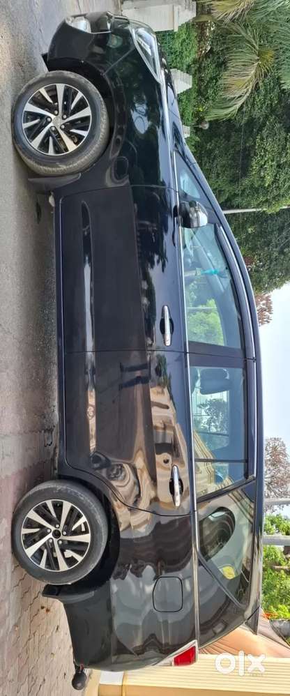 Toyota Innova Crysta [2020-ongoing] 2.4 Zx 7 Str, 2024, Diesel