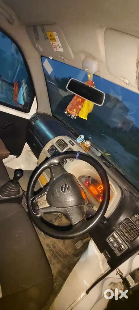 Maruti Suzuki Eeco 2025 Cng & Hybrids 37000 Km Driven