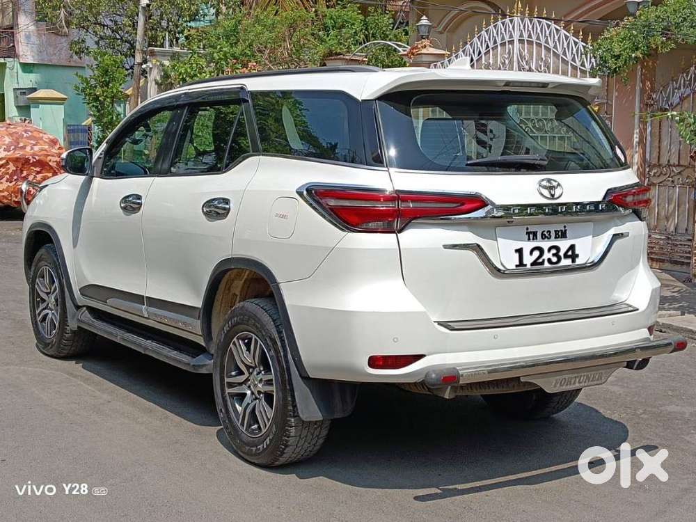 Toyota Fortuner 4x2 Mt 2.8 Diesel, 2021, Diesel