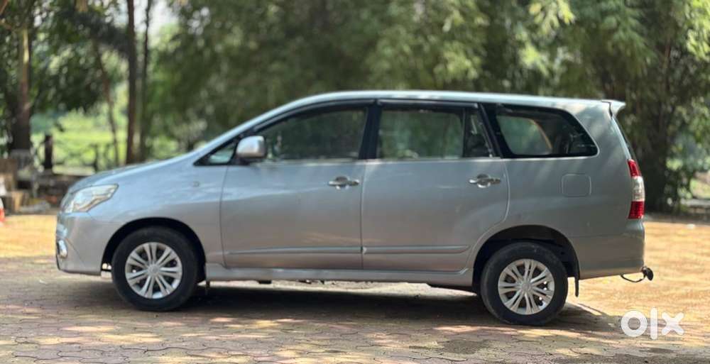 Toyota Innova 2.5 G (diesel) 7 Seater, 2015, Diesel