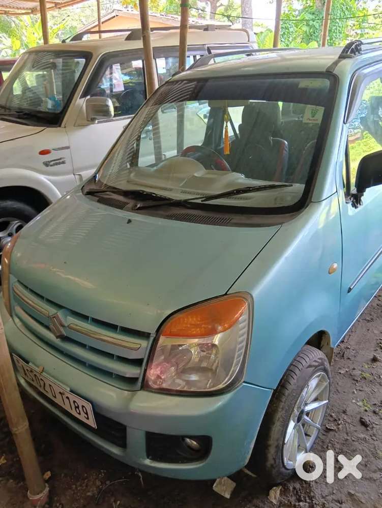 Maruti Suzuki Wagon R 1.0 2011,ac,ps,pw,music System.