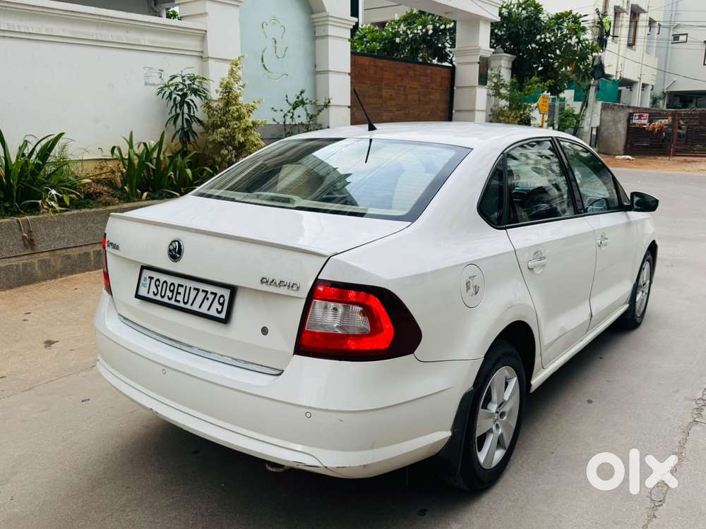 Skoda Rapid 1.5 Tdi Style/1.5 At Style, 2017, Diesel