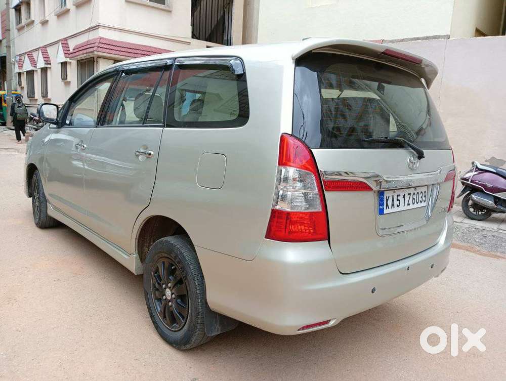 Toyota Innova 2.5 VX 8 STR BS-III, 2009, Diesel