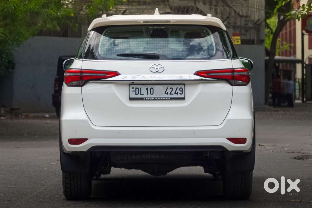 Toyota Fortuner 4x2 At 2.7 Petrol, 2025, Petrol