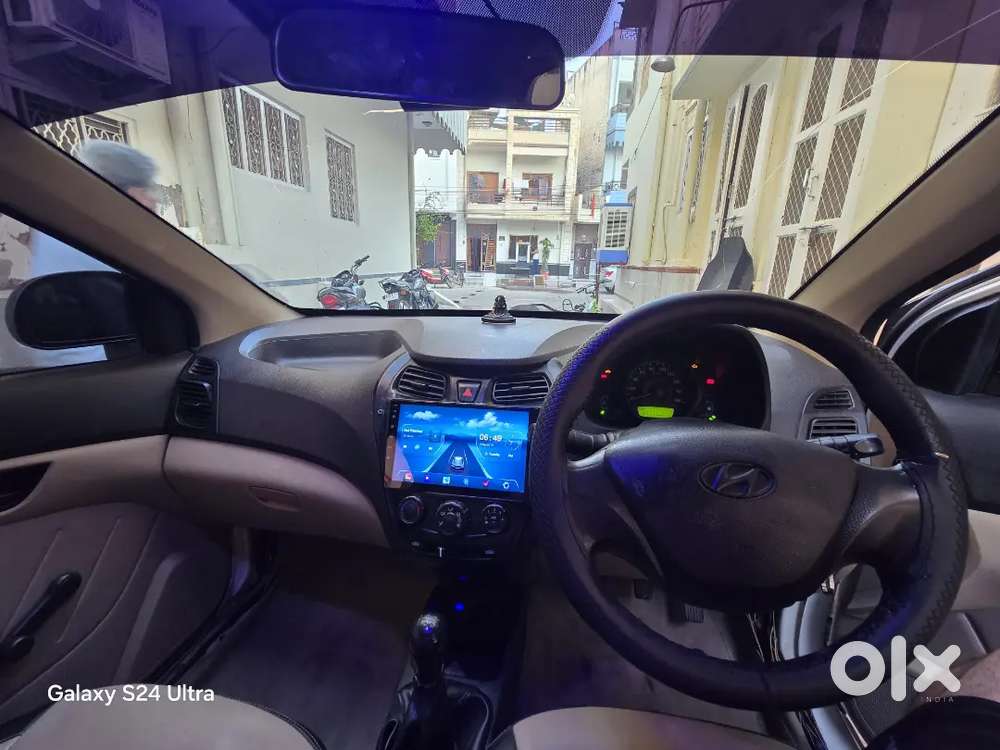 Hyundai Eon Petrol + Lpg  85,000 Km
