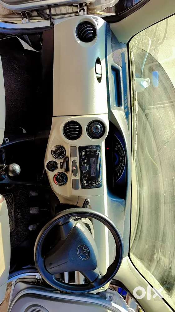 Toyota Etios Cross 2013 Petrol