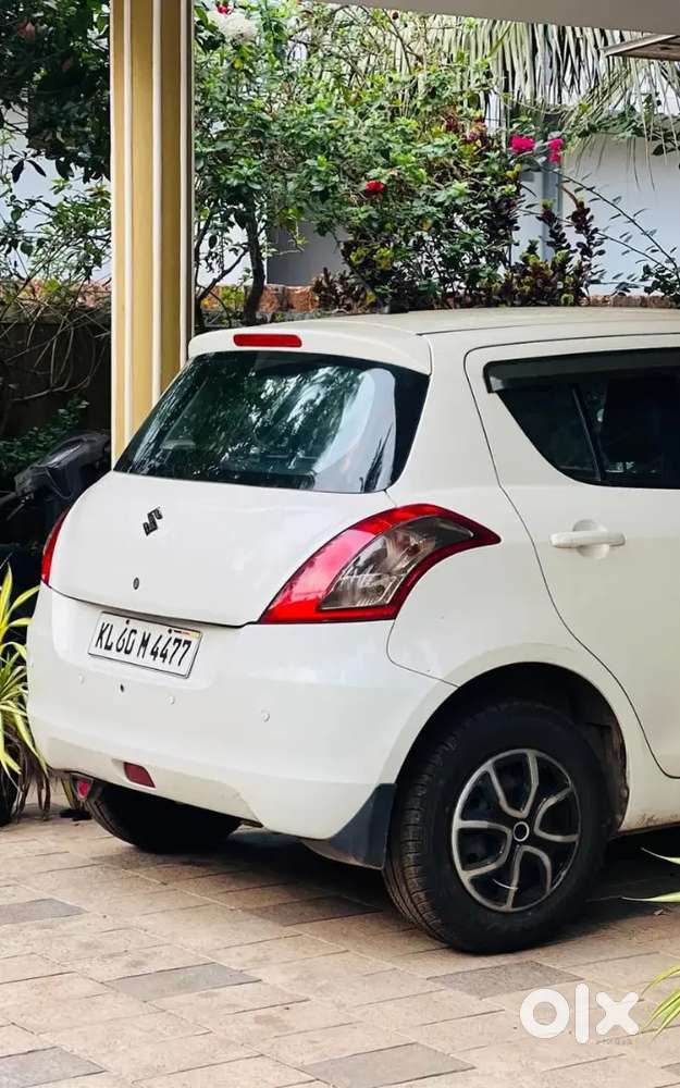 Maruti Suzuki Swift 2018 Good Condition ,all Tyers Above 85%,