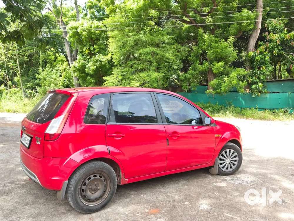 Ford Figo Diesel Zxi 2012 Model