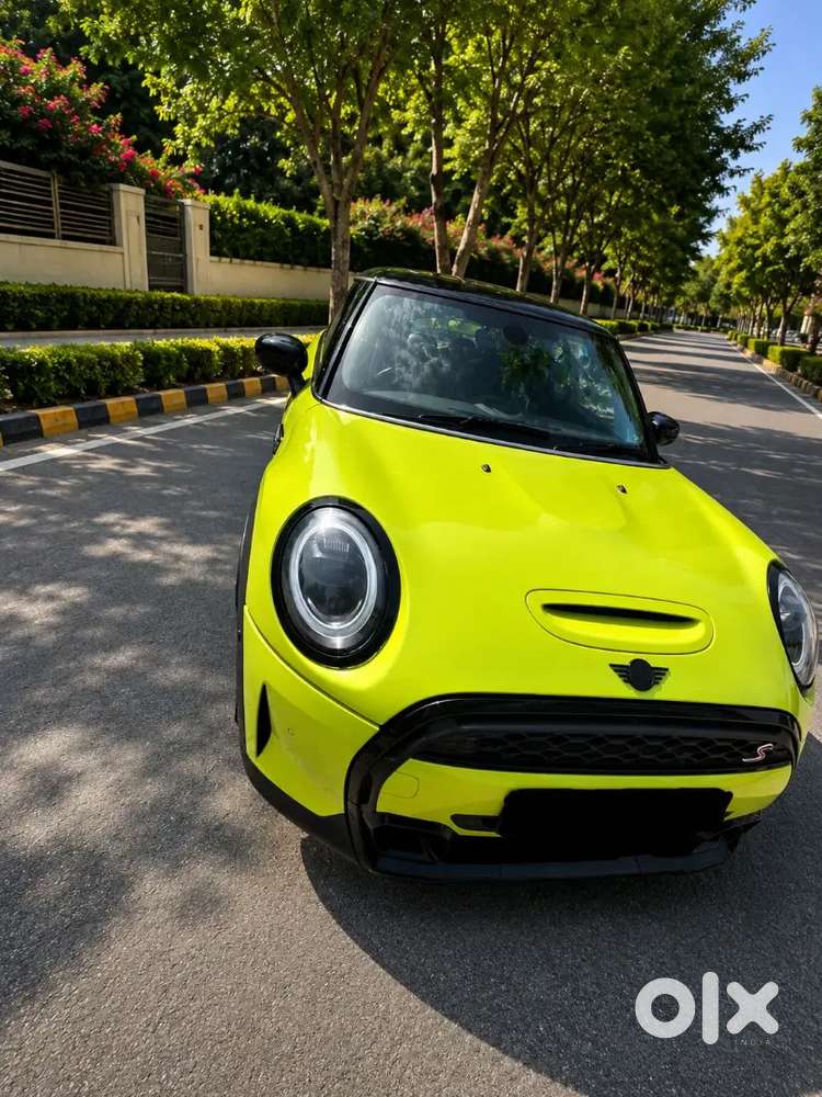 Mini Cooper 2023 Petrol Well Maintained
