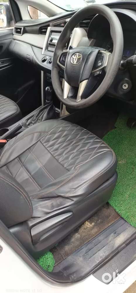 Toyota Innova Crysta [2020-ongoing] 2.7 Gx Mt 7 Str, 2017, Petrol