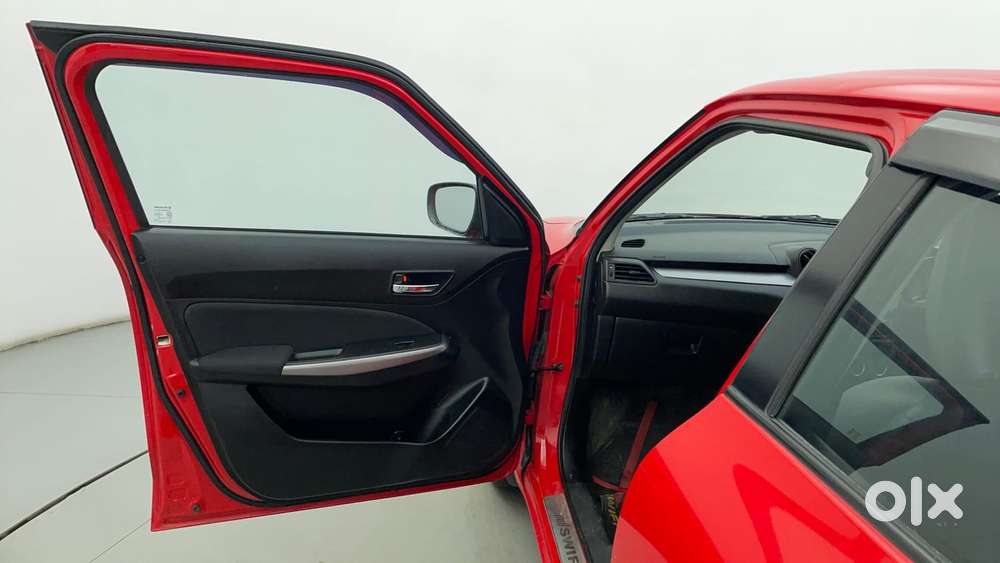 Maruti Suzuki Swift Amt Zxi, 2022, Petrol