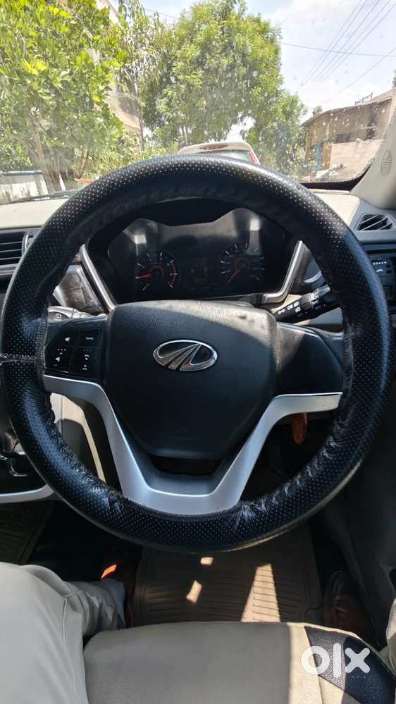 Mahindra Kuv 100 2016-2017 Mfalcon G80 K8, 2017, Petrol