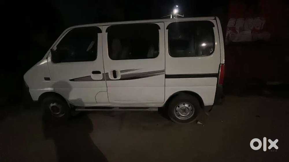 Maruti Suzuki Eeco 2017