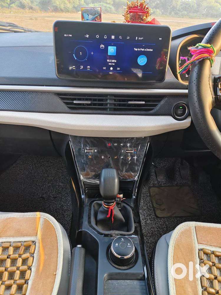 Tata Nexon Creative Plus S 1.5 Revotorq Diesel 6 Amt, 2025