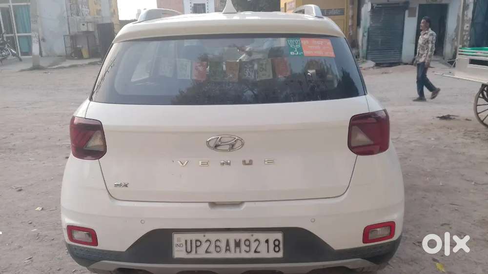 हुंडई की वेन्यू 2022 मॉडल तुरंत सेट