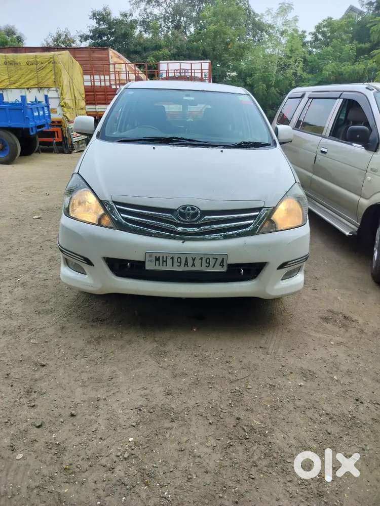 Toyota Innova 2.5 Gx 2010