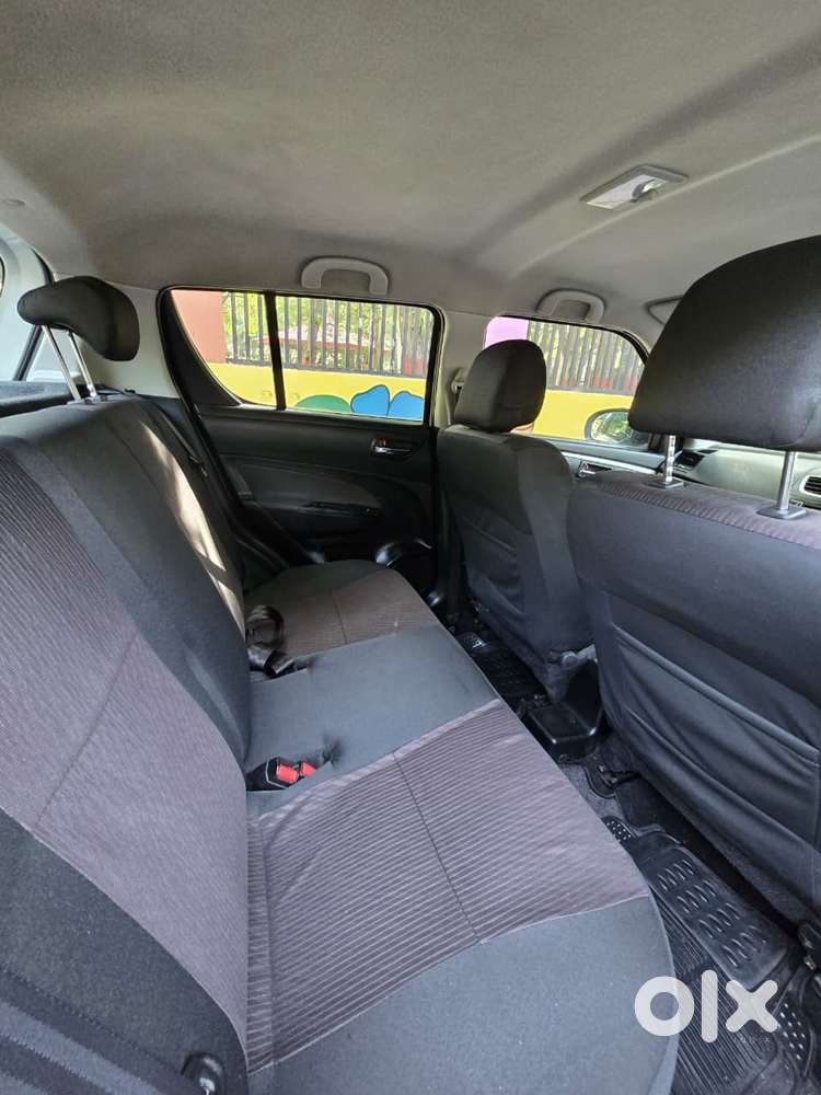 Maruti Suzuki Swift Vxi + Manual, 2016, Petrol