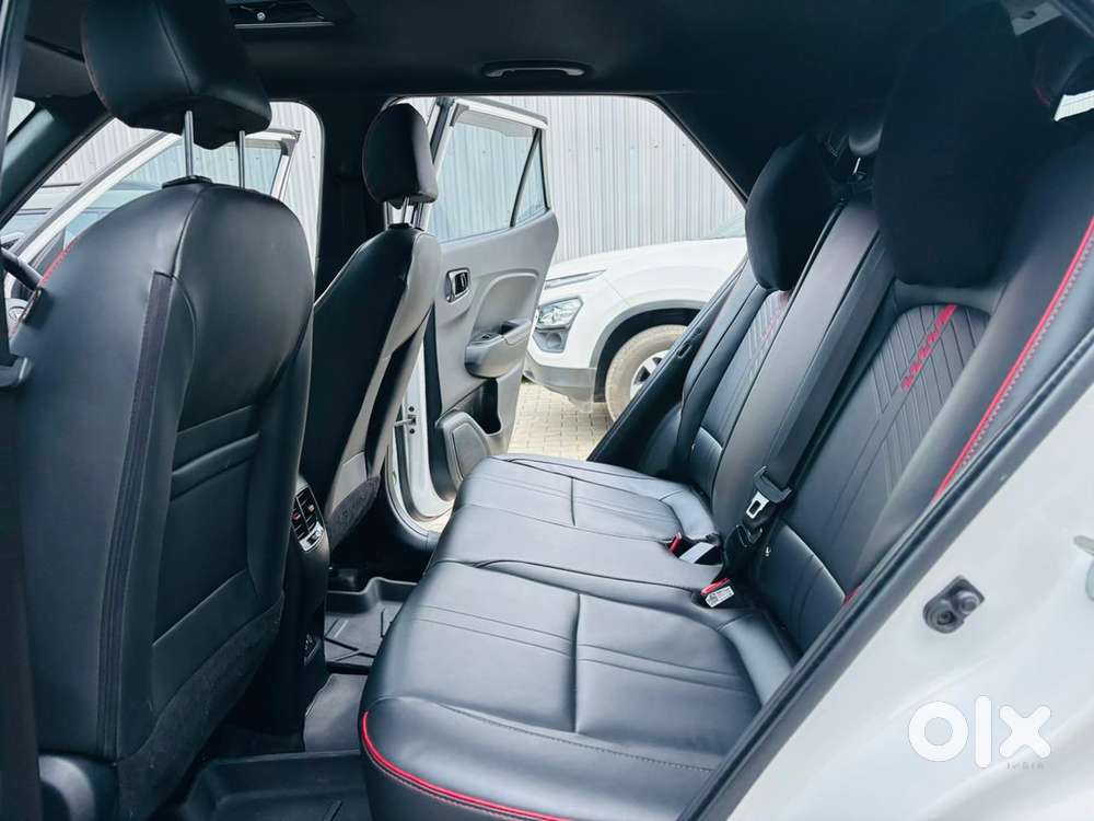 Hyundai Venue N Line 1.0 N8 Turbo Dct Dual Tone, 2023, Petrol