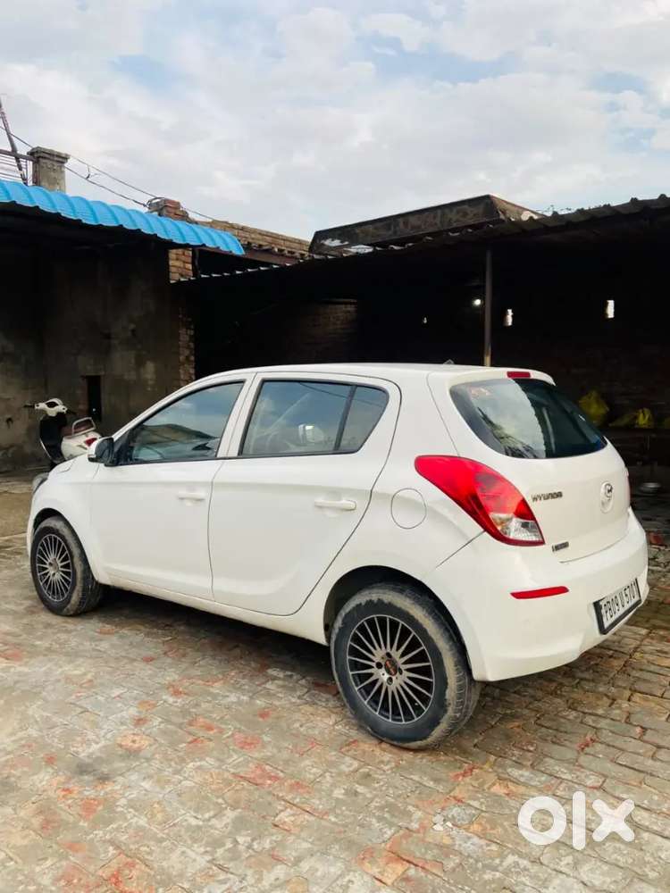 Hyundai I20 Sportz 2014