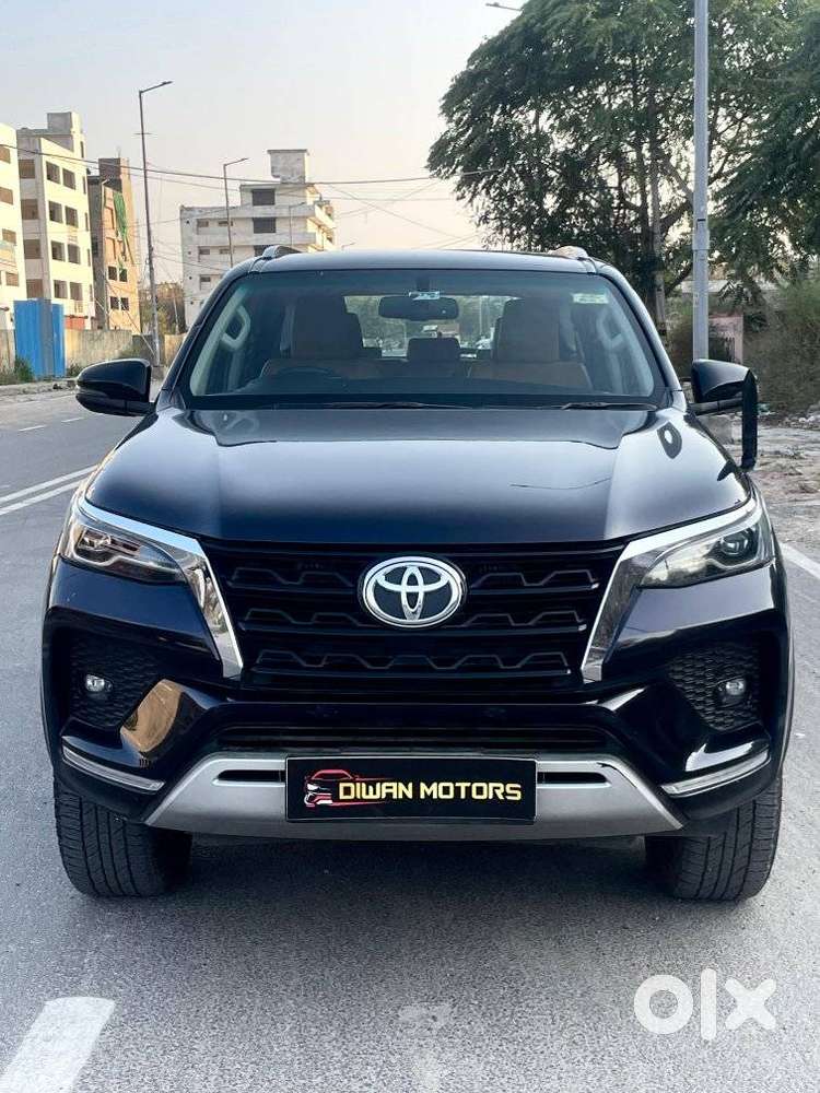 Toyota Fortuner 4x2 At 2.8 Diesel, 2022, Diesel