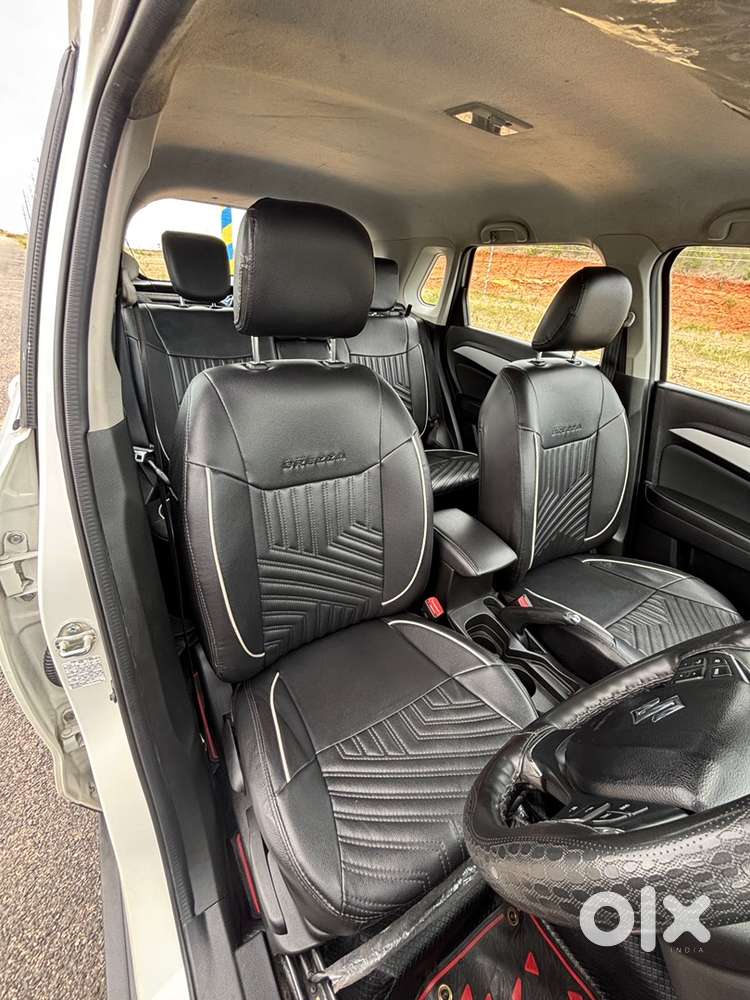 2021 Vitara Brezza Zxi (white)  1st Owner  38k Km  Mint