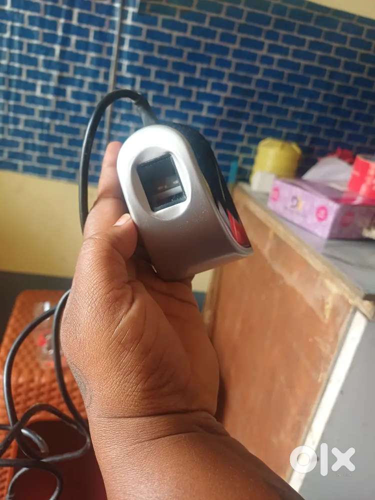 Thumbing machine