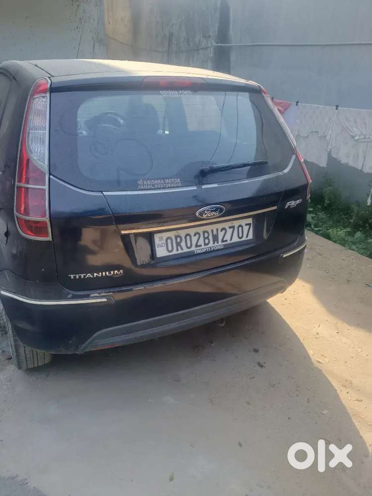 Ford Figo Petrol Lxi 2011