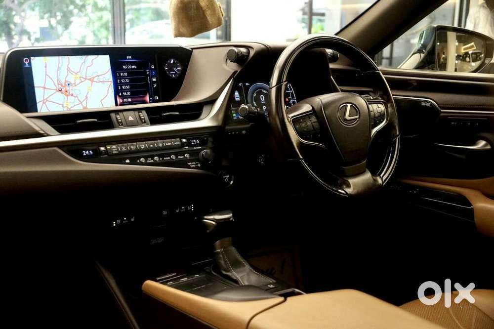 Lexus Es 300h Luxury, 2019, Petrol