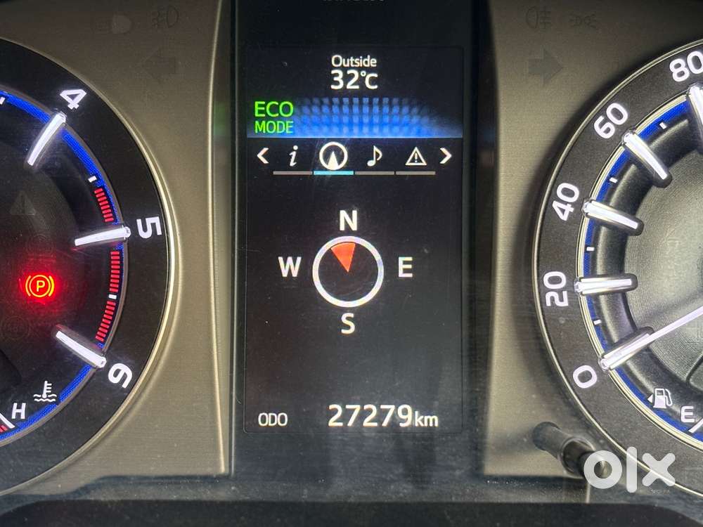 Toyota Innova Crysta 2.4 V 8 Str, 2019, Diesel