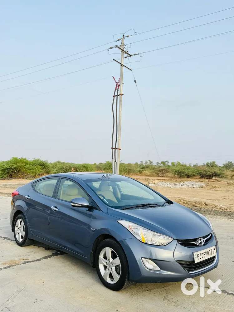 Hyundai New Elantra 2014 Petrol Well Maintained