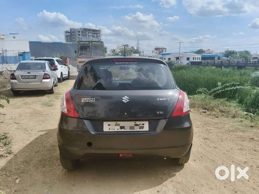 Maruti Suzuki Swift 2017 (urgent Sale)