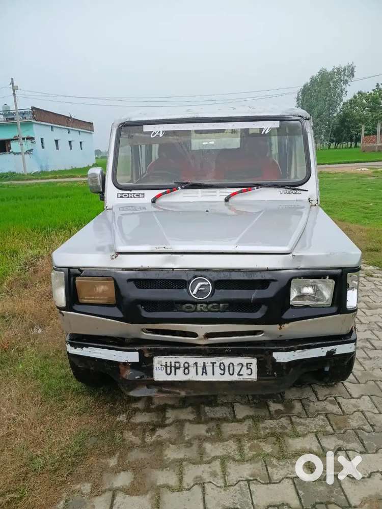 Force Motors Trax Cruiser