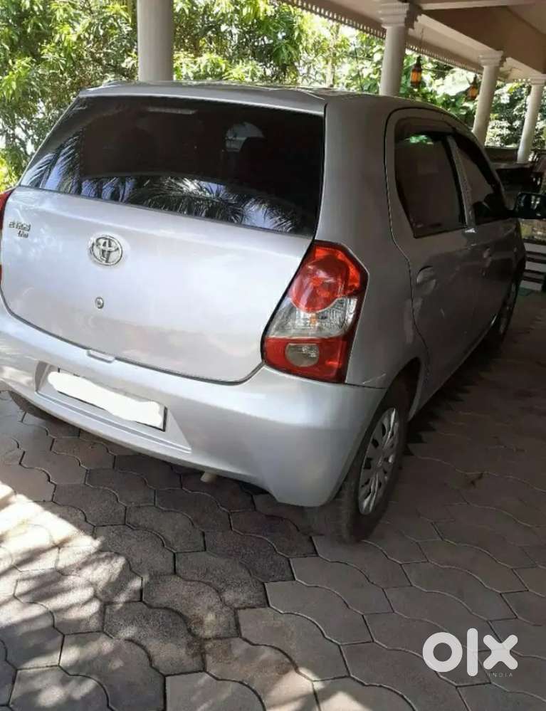 Toyota Etios Liva 2015 Diesel 150000 Km Driven