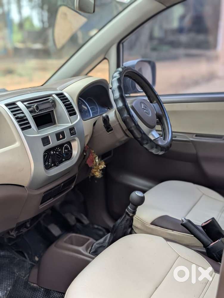 Maruti Suzuki Zen Estilo Vxi Bsiv, 2010, Petrol