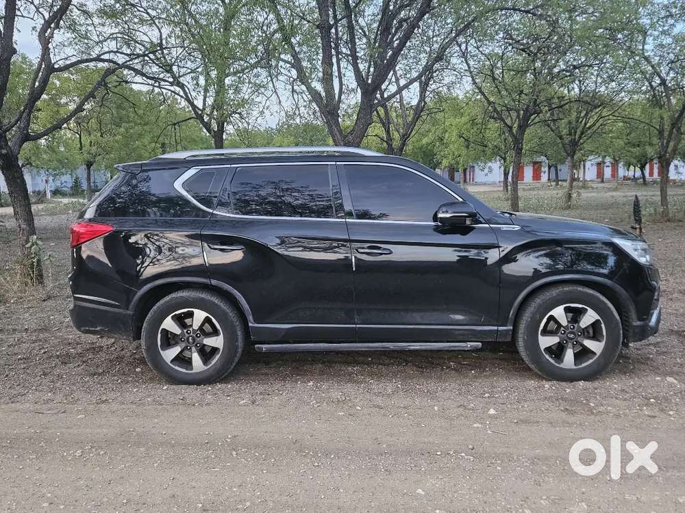 Mahindra Alturas G4 2.2 2019