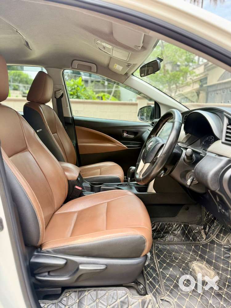 Toyota Innova Crysta [2020-ongoing] 2.4 Gx At 7 Str, 2022, Diesel