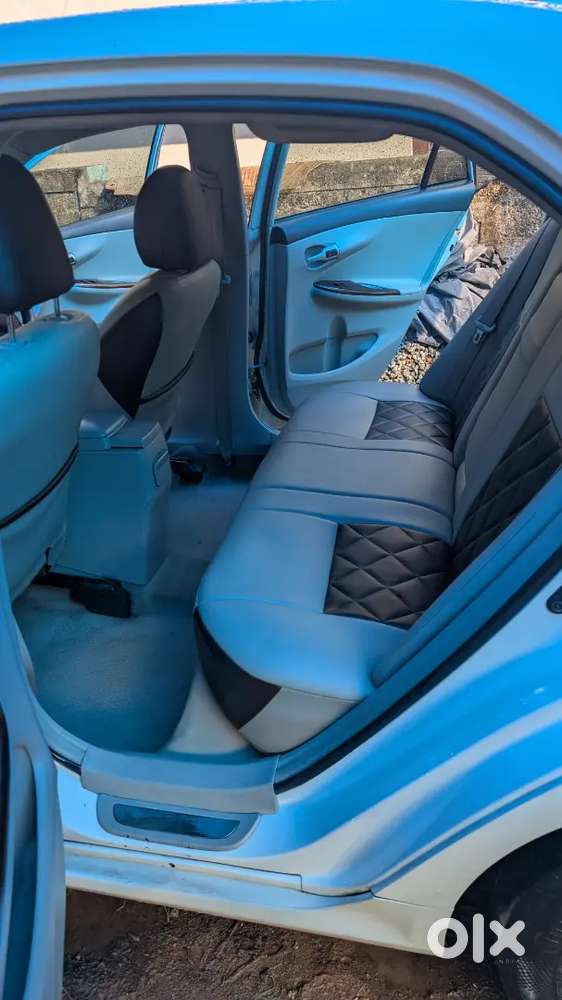 Toyota Corolla Altis 2011 Diesel Well Maintained