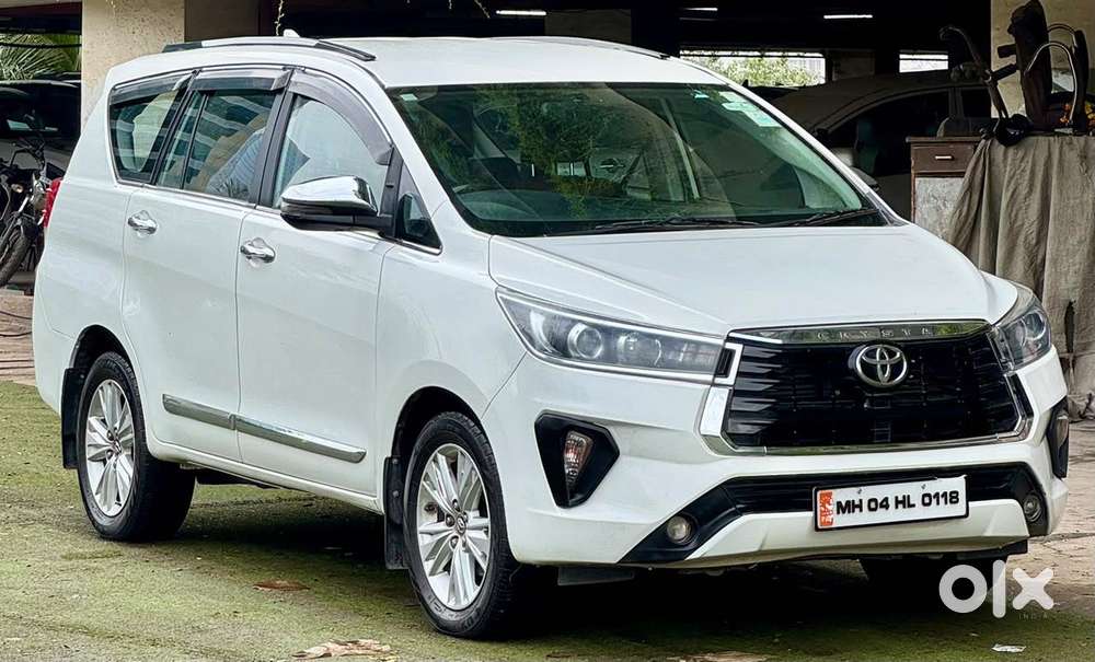 Toyota Innova Crysta 2.8z Automatic, 2016, Diesel