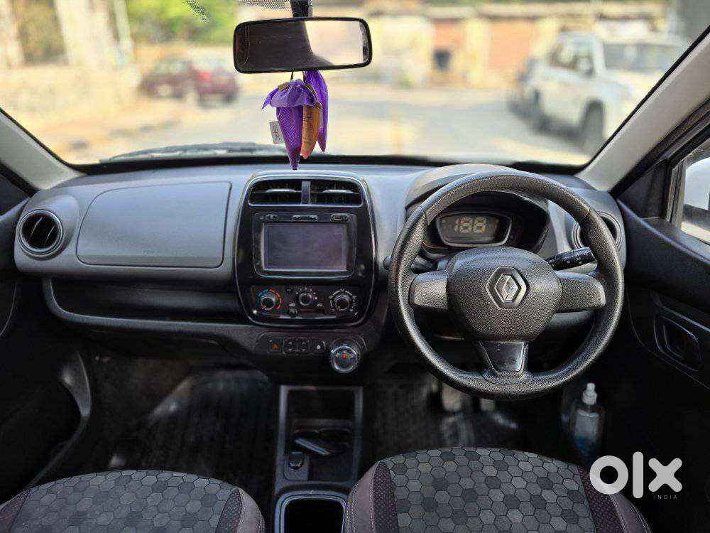 Renault Kwid 1.0 Rxt (o) Easy-r, 2018, Petrol